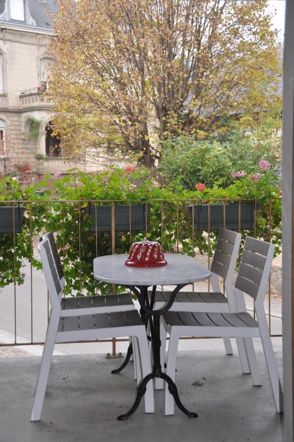 Chez Romane - appartement avec parking Riquewihr Extérieur photo